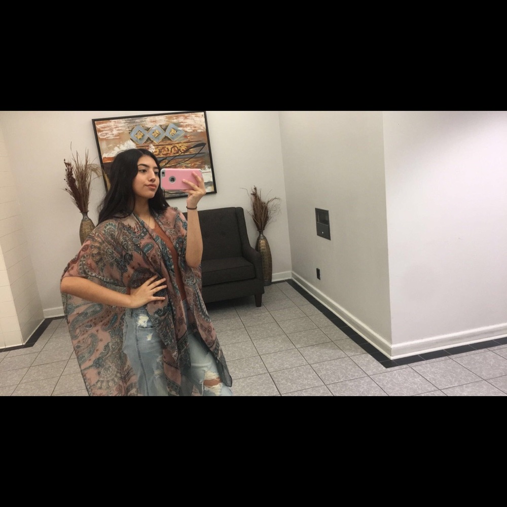 Paisley kimono